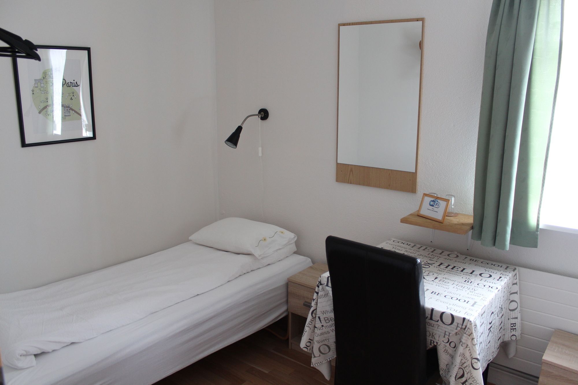 Lónsá Guesthouse Akureyri Extérieur photo